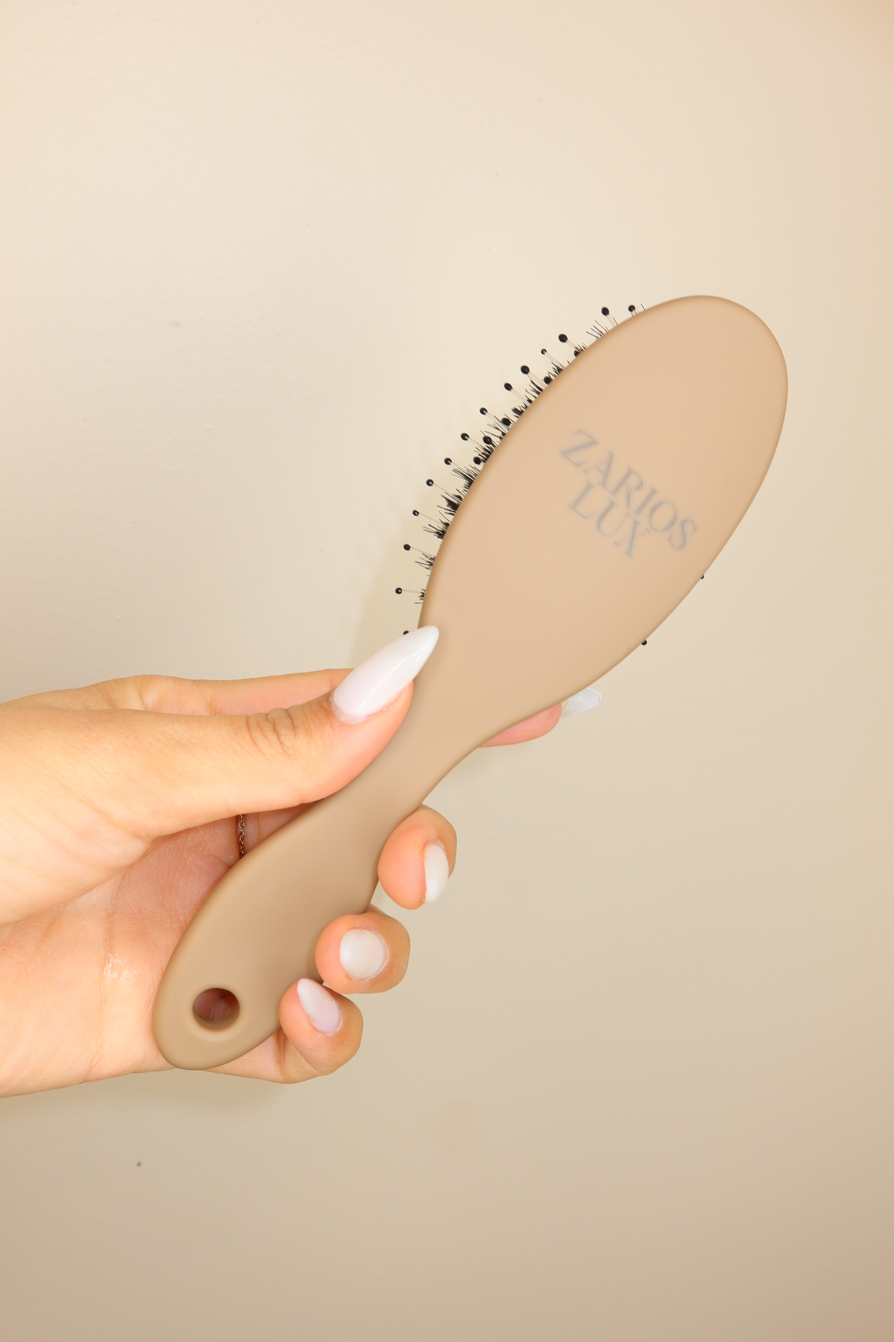 MINI NUDE BROWN BRUSH